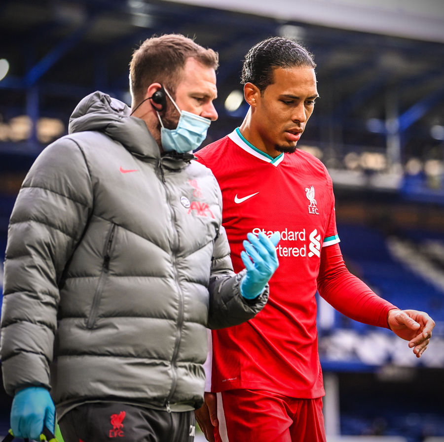 Liverpool defender, Van Dijk injured